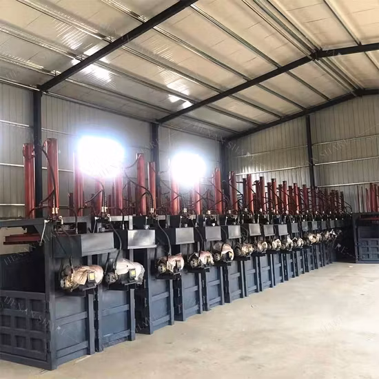 Бывшая в употреблении одежда, 60-тонная гидравлическая ПЭТ-бутылка, металлолом, алюминиевая банка, пластик, макулатура, силос, гидравлический пресс-подборщик, пресс-подборщик для продажи подержанной одежды.